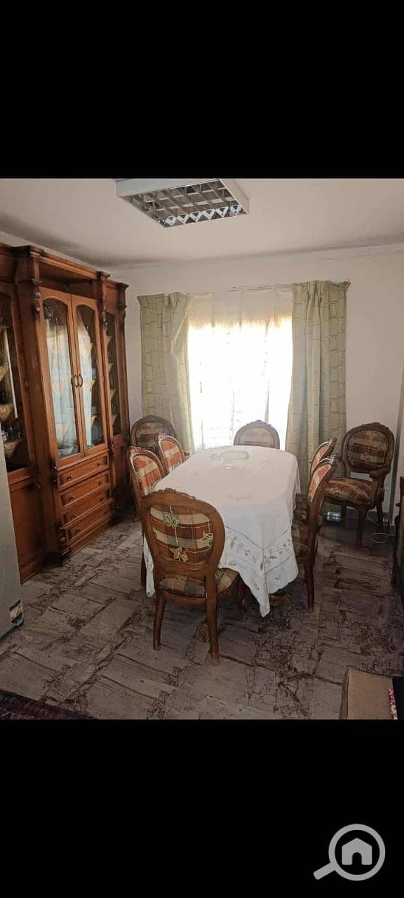 3 1e0bddf8-d58f-43b6-9e38-6ac56ec93545. jpeg