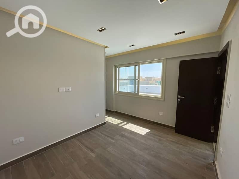 4 da80aee6-8f2b-4319-802f-d4c240c84c5c. jpeg