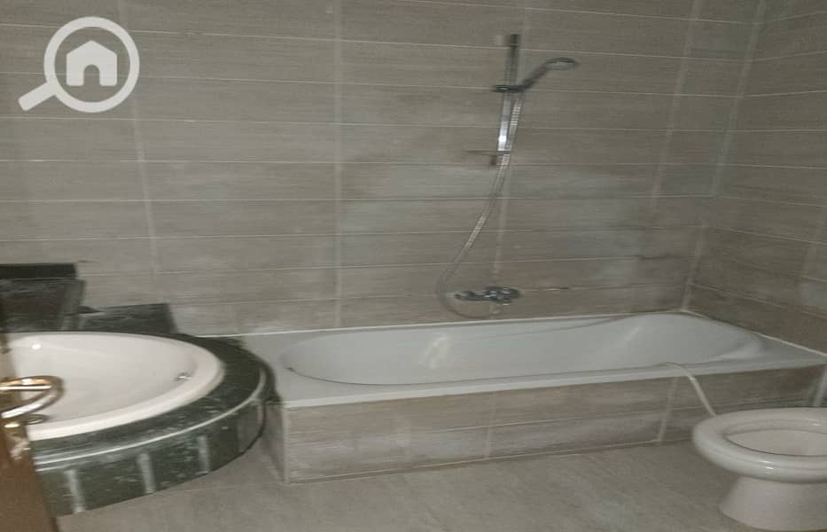 5 7a6e46ce-a763-4890-bb12-393b04d71adc. jpg