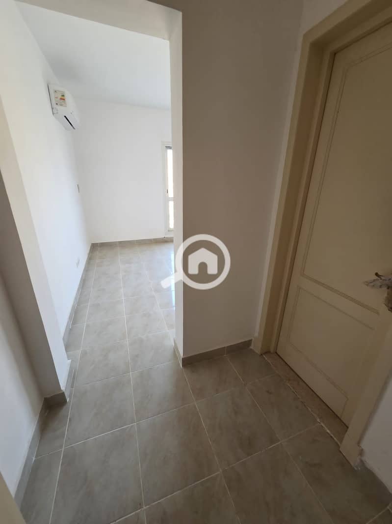 4 8ab961f2-9586-4b19-a083-71a1fcd8ebfe. jpg