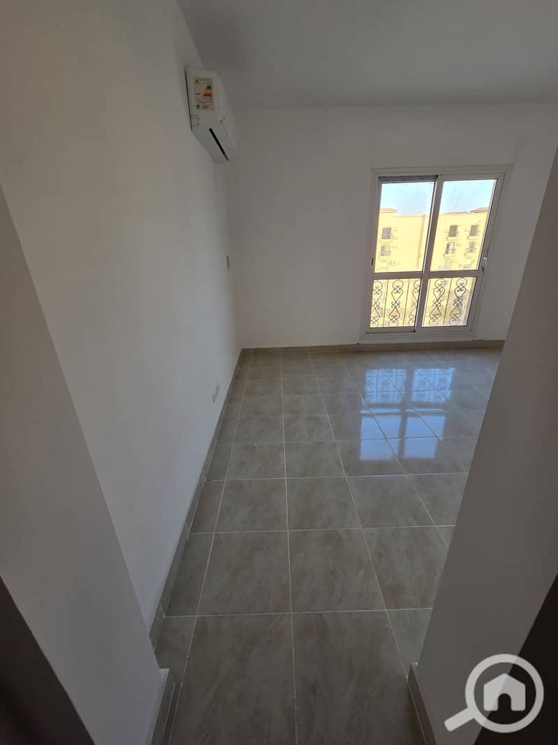 8 b30e9f51-1bdf-405d-81fc-86adaf4ddc1f. jpg