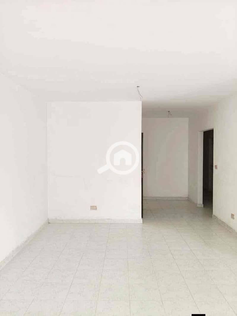 6 ace04d33-a3cc-452a-959f-00d3f77eb4a3. jpg