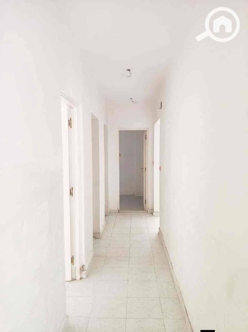 7 4ccc2925-b0a5-4f88-be24-f55a144648ea. jpg