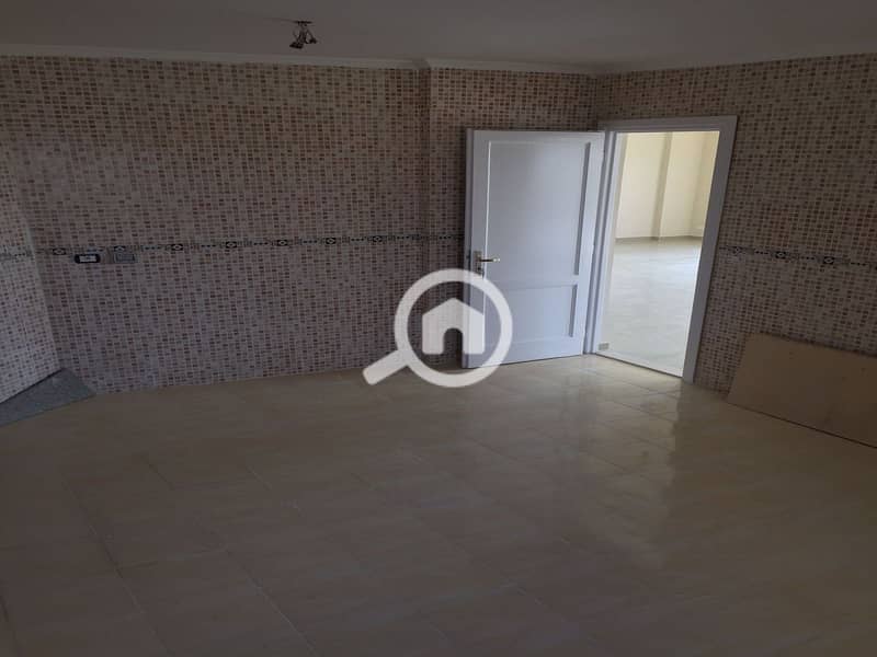 6 c00313de-3deb-4998-862f-c18e9bdaeebd. jpeg