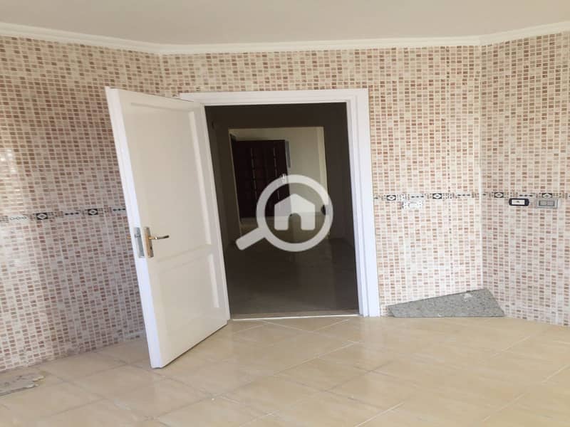 8 e8983231-dbdc-4d46-a63d-b54191d93845. jpeg