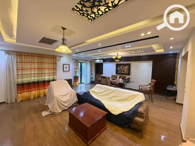 2 b0d8034a-65da-4a86-a3c1-98b9bb5408a1. jpg