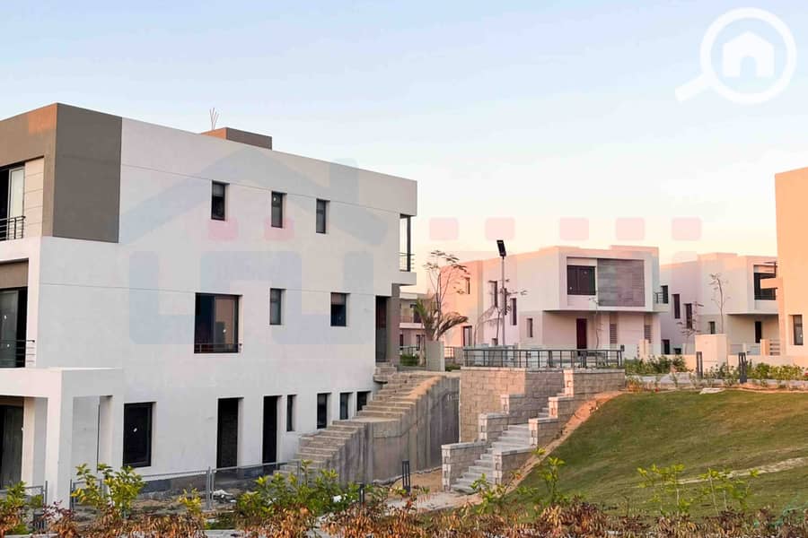 7 WhatsApp Image 2025-10-29 at 1.41. 00 PM (1). jpg