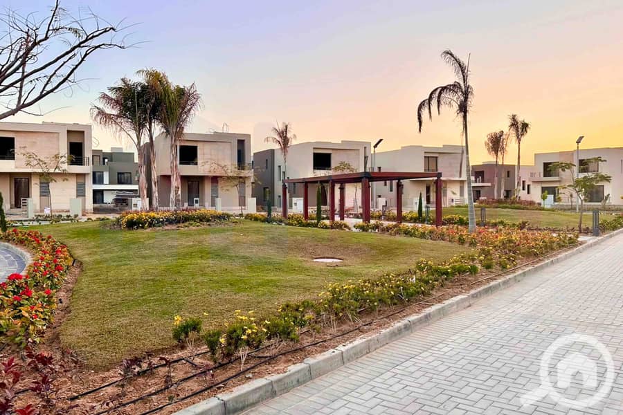 10 WhatsApp Image 2025-10-29 at 1.41. 00 PM (2). jpg