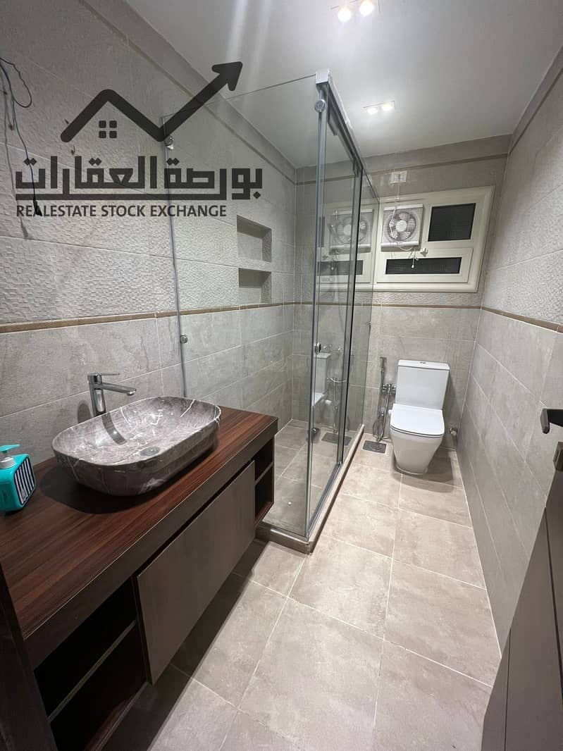 12 44b52f3a-ac0a-42fb-a2e0-a6fbcd0f39dd. jpg