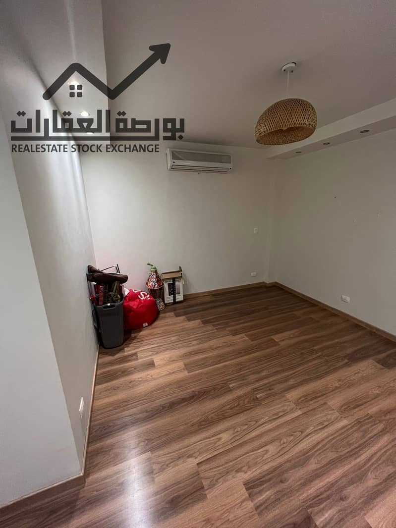 13 72ae5c6e-2c25-4b9f-b4b0-dbb55a7e94c5. jpg