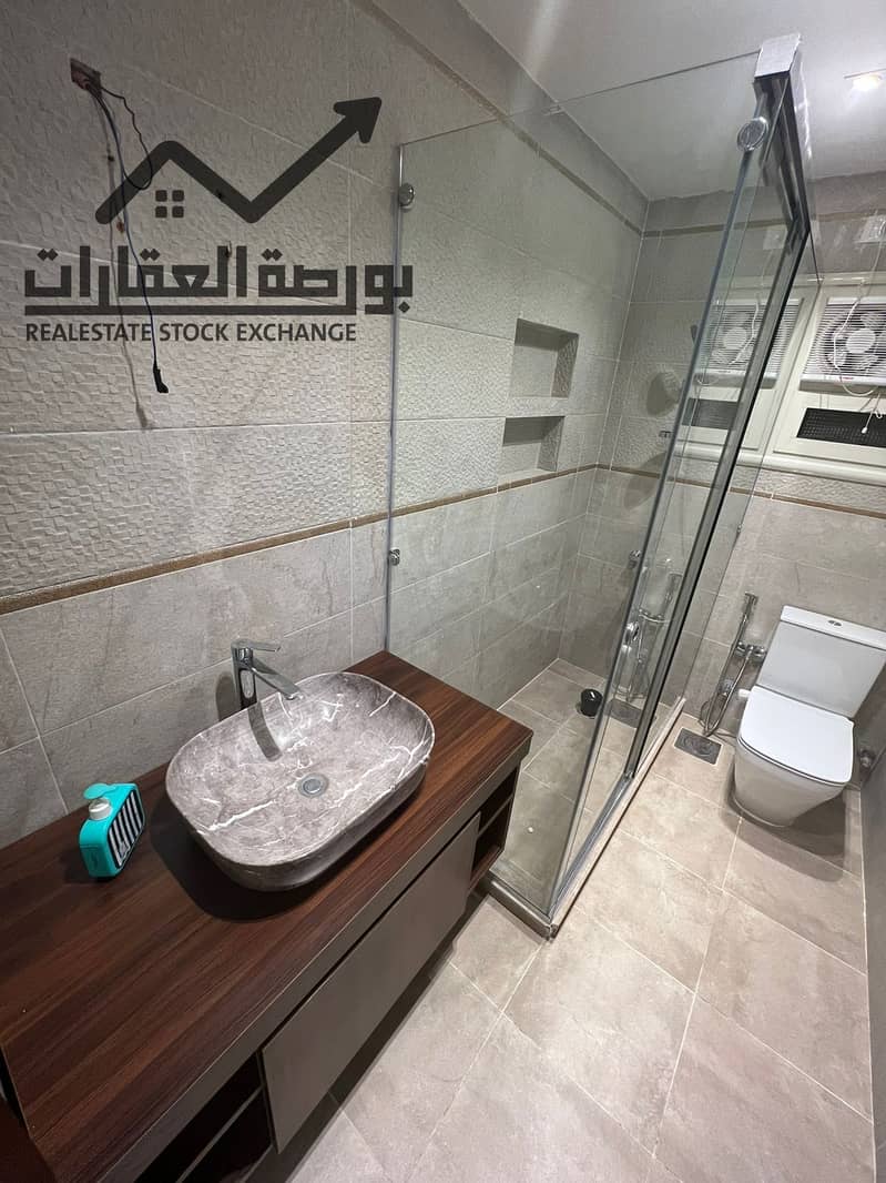 20 b0a77f9b-07ec-4113-9fd4-8e0a7f41c20b. jpg