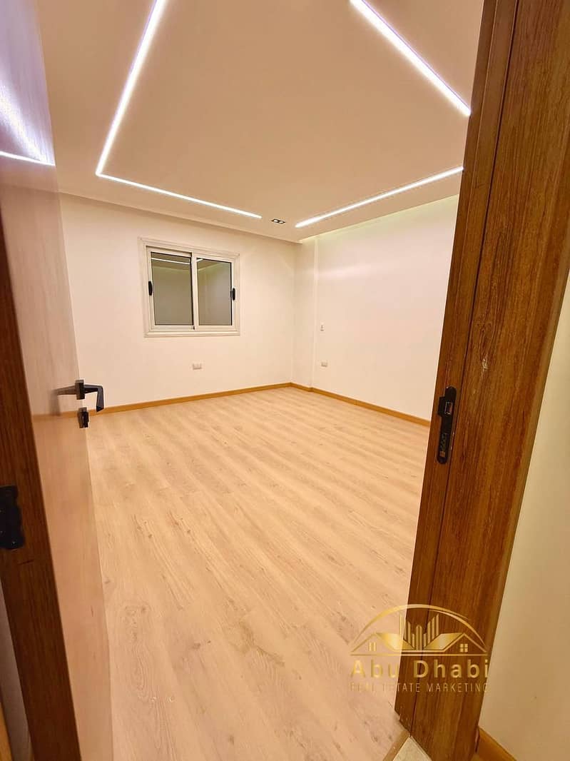 6 a24808fc-4d2d-4925-913b-6185085158bc. jpg