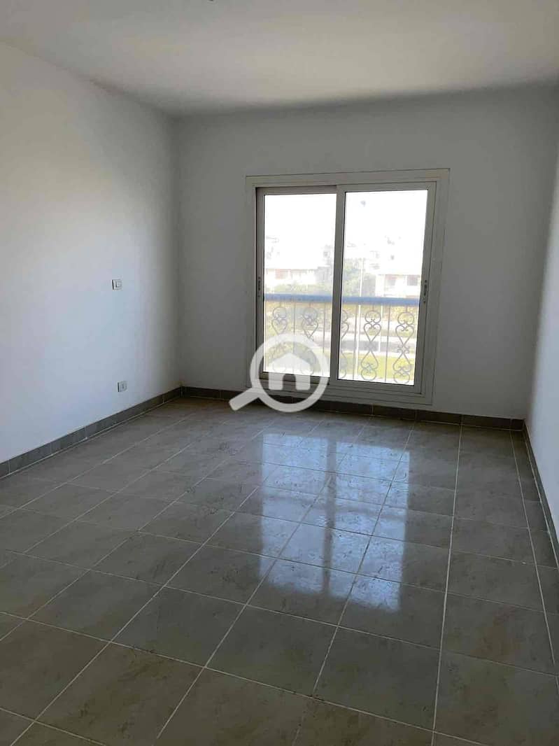 6 f6b6bbc7-1874-473d-b7a0-8a4b4d424110. jpg