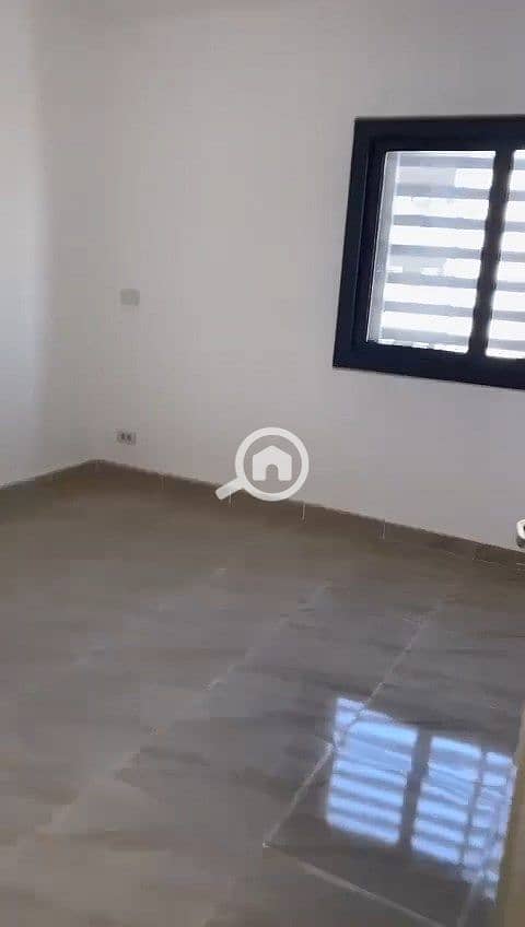 6 WhatsApp Video 2025-12-28 at 1.27. 05 PM. mp4_snapshot_01.00_[2025.12. 29_10.26. 09]. jpg