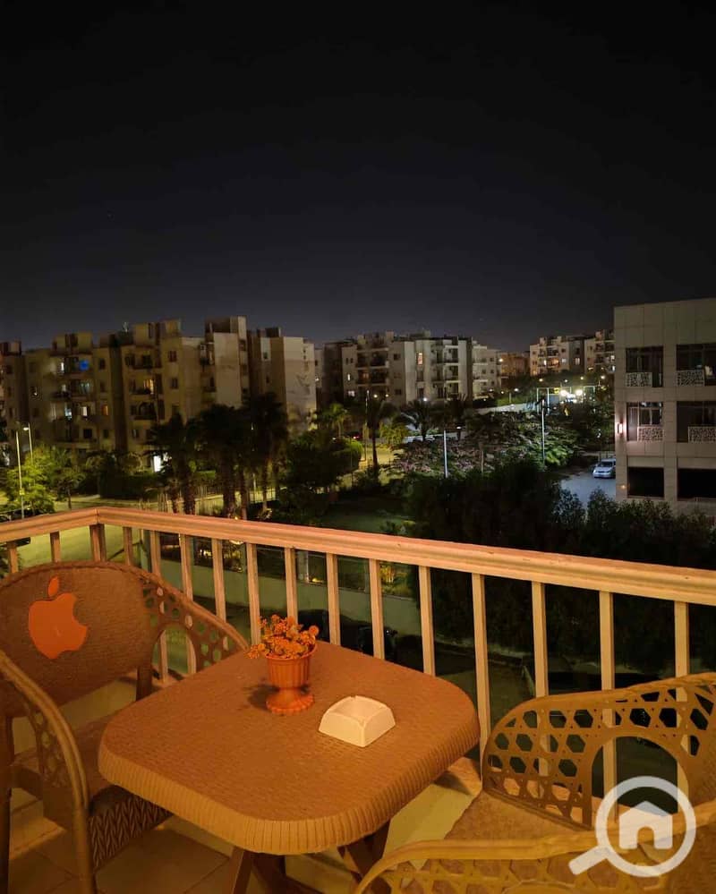 13 b53bd2b4-1788-4cb1-8dde-21a1ad6b479f. jpg