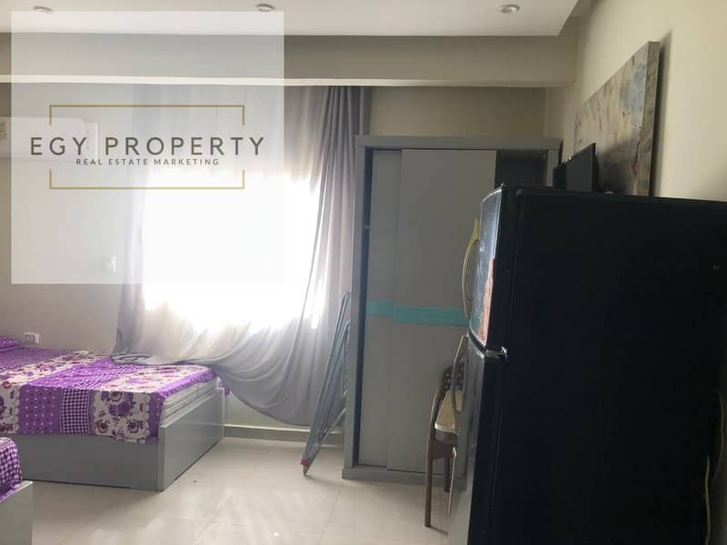 3 350421bd-9dcc-4f68-a5ed-c1d3f01dd3b8. jpg