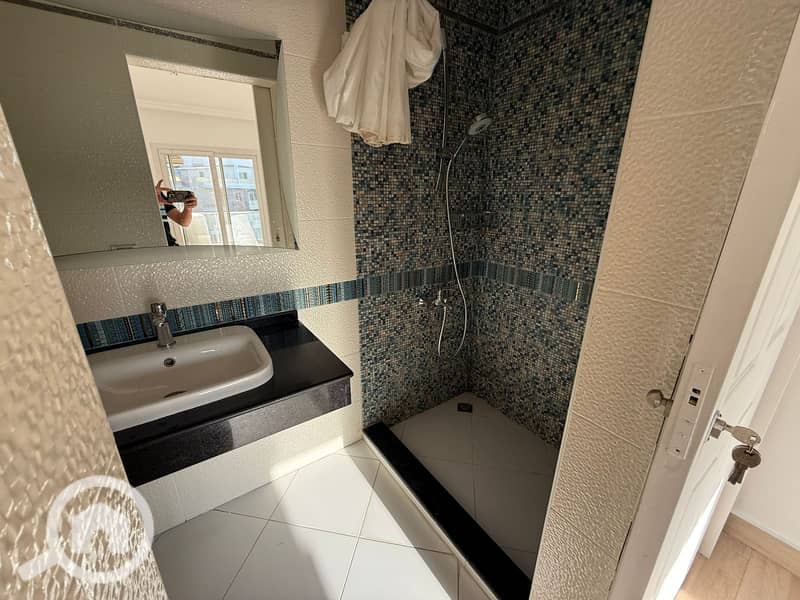 15 WhatsApp Image 2025-12-29 at 10.58. 51 AM (1). jpeg