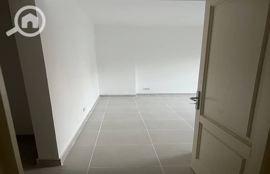 11 c7349a84-e078-4113-9a44-66b3adf68e1f. jpeg