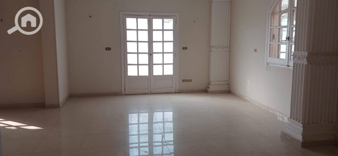 10 WhatsApp Image 2023-12-25 at 14.23. 36_ba52d5af - Copy. jpg