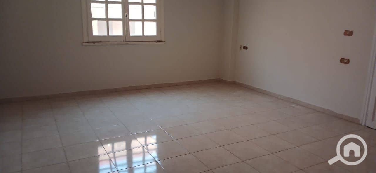 27 WhatsApp Image 2023-12-31 at 17.45. 05_c095996d. jpg