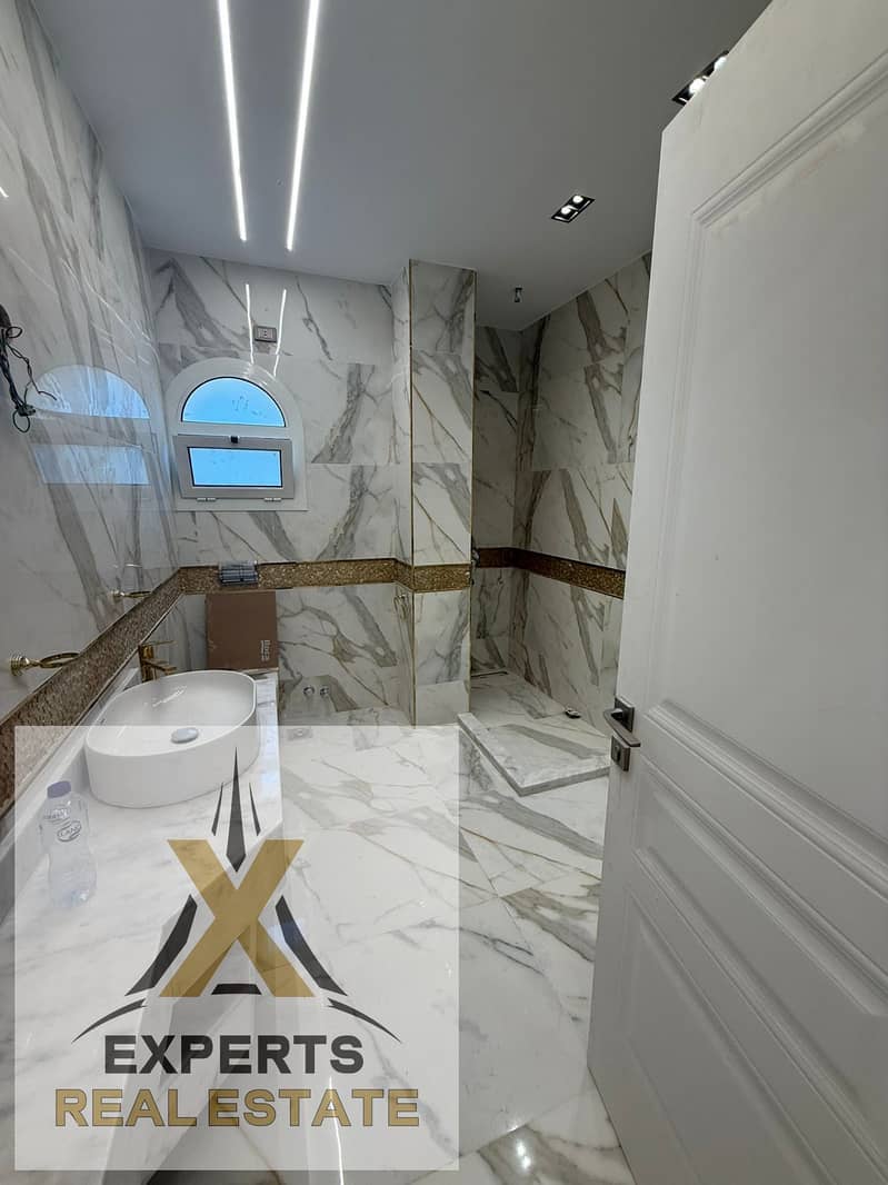 5 1ac6f4d5-ab38-446a-a232-792e7b444bd8. jpg