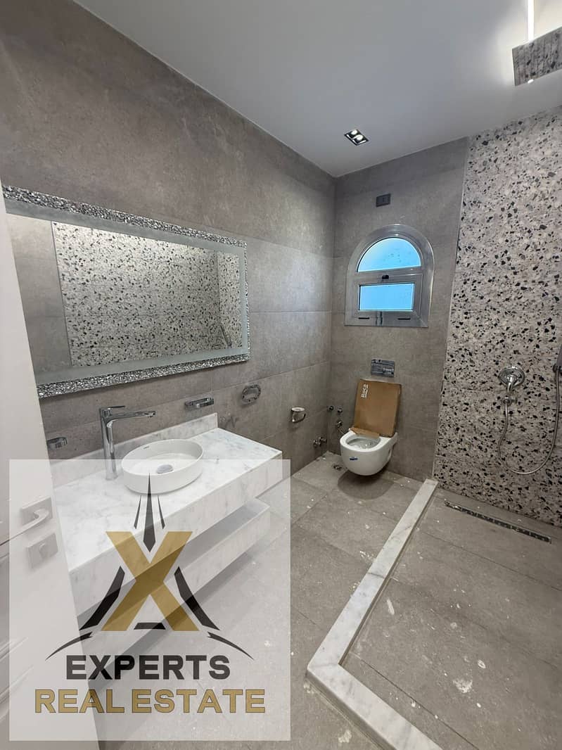 8 6c11e9d9-b257-4464-a1bd-e64d0a664f49. jpg