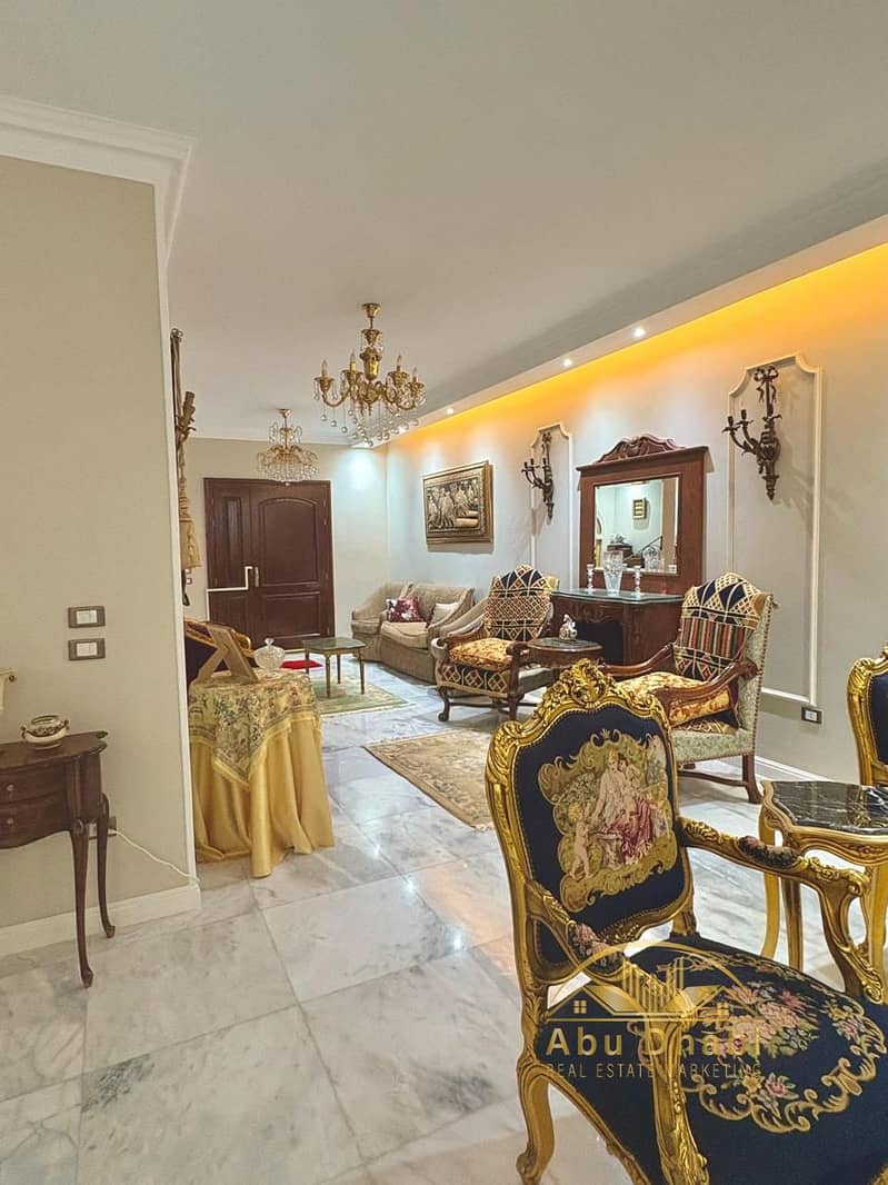 4 2b8e7d66-9a14-46cb-9aad-2679c5cbcbef. jpg