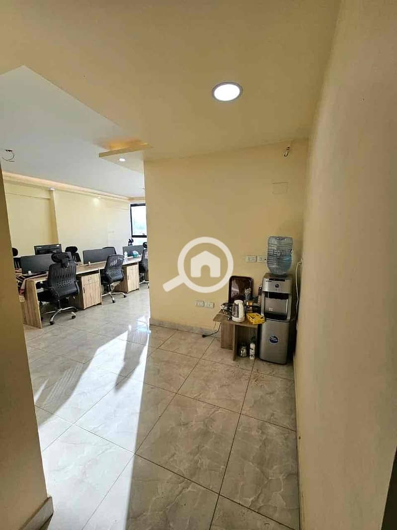 7 19d9bb66-0104-46cb-a0ce-8c3445295bf3. jpg