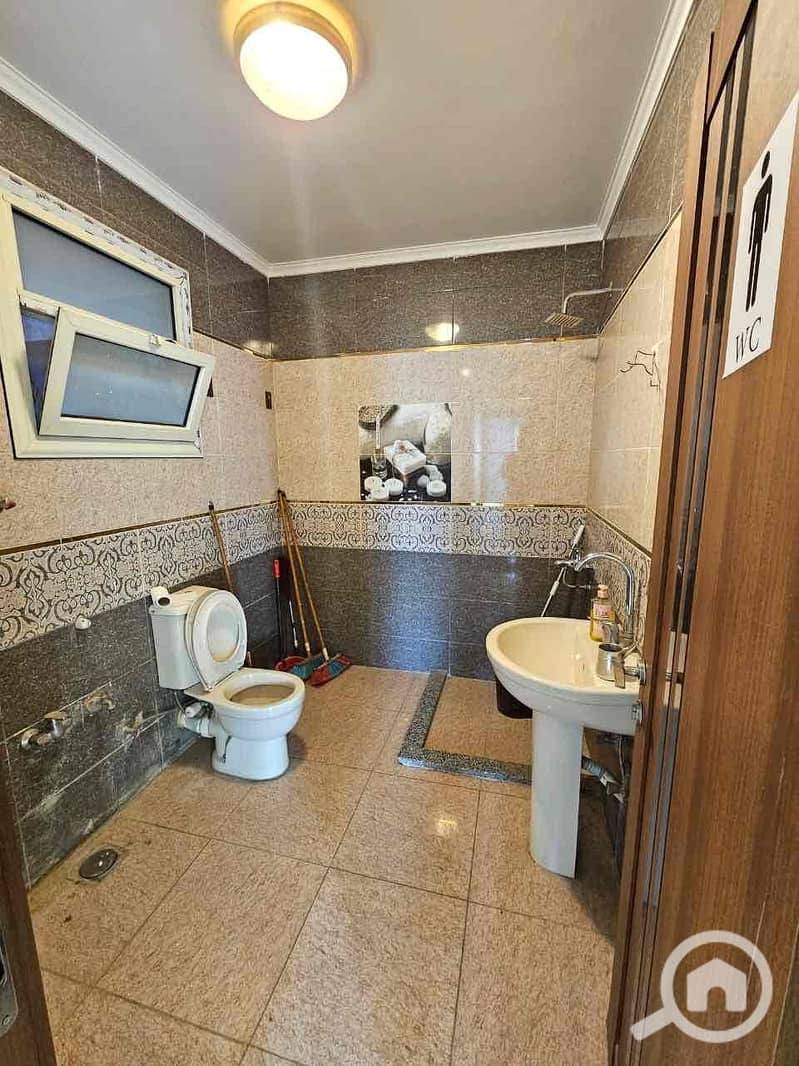 16 a1168425-c292-4d65-837c-a942998fe9ea. jpg