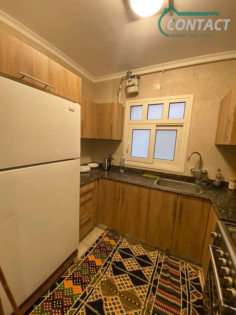 2 بلا عنوان (2). jpg