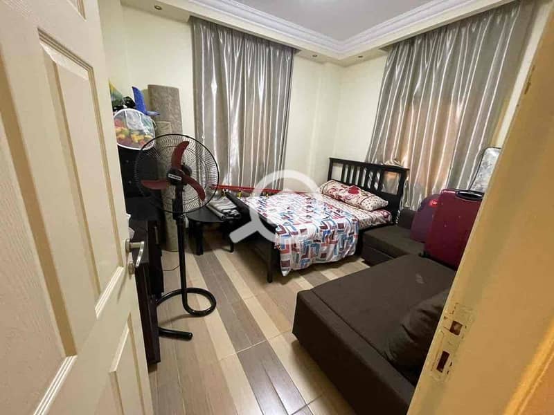 10 c739d301-e3de-4e18-9a48-881857215e5b. jpg