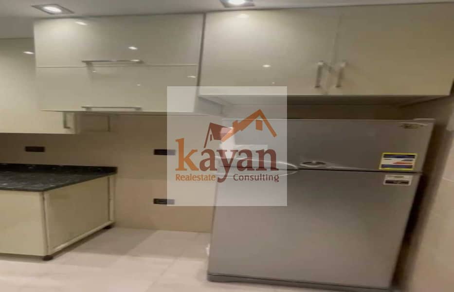 8 8b5a303d-1d27-4602-8a4a-d88880ab7c7d. jpg