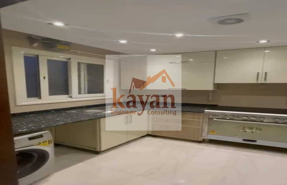 11 bcd280aa-6309-4079-94d9-54f5d2ba2400. jpg