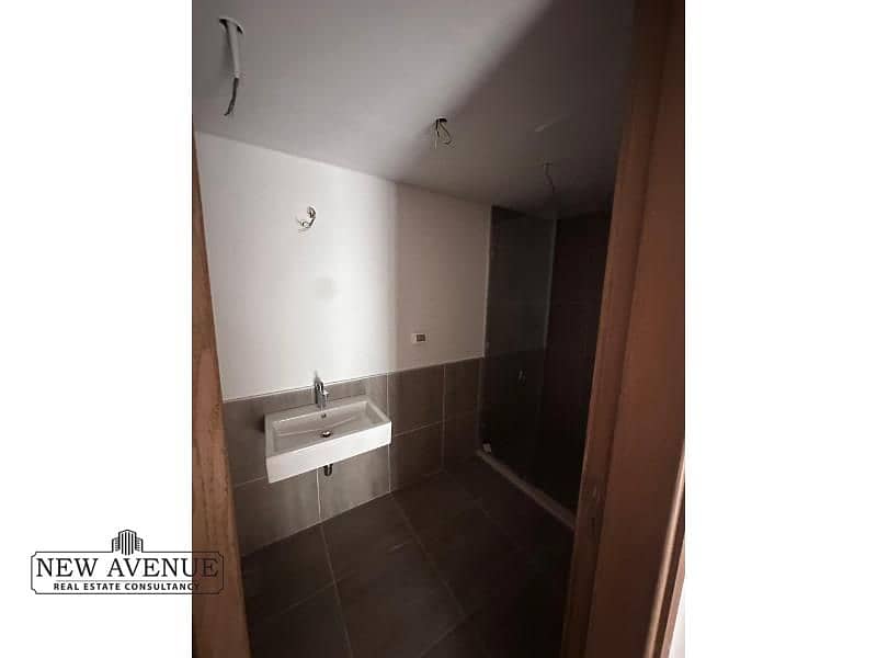 4 WhatsApp Image 2025-12-28 at 3.28. 29 PM. jpg