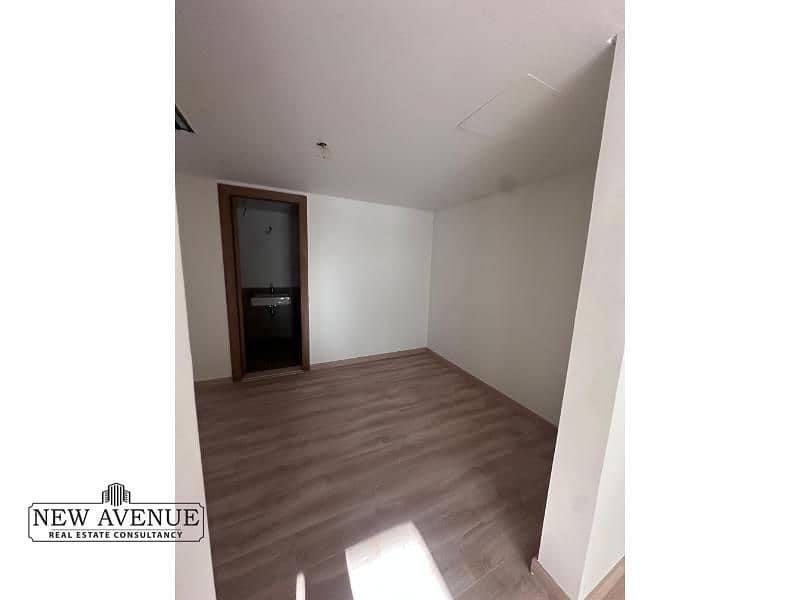 8 WhatsApp Image 2025-12-28 at 3.28. 31 PM. jpg