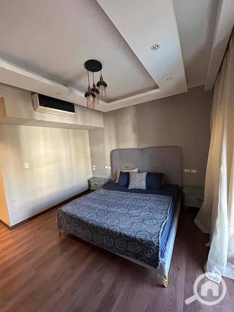 2 4d0e6eec-aeb6-4f12-8e3d-235c116cd38a. jpg