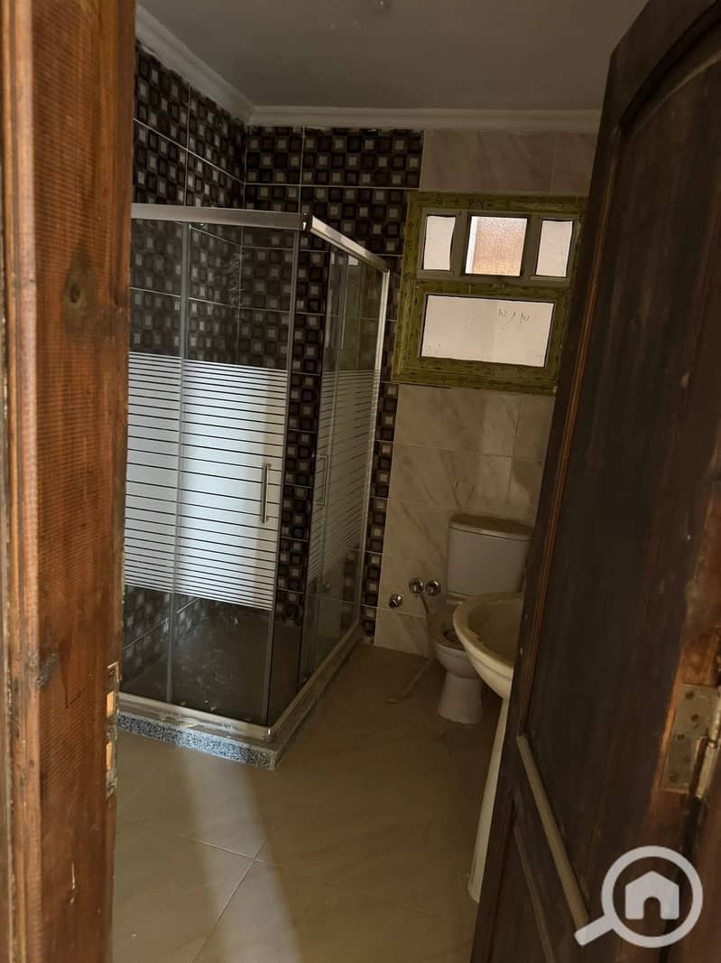 10 cb798281-d01f-4090-9522-e8d9c788f68a. jpg