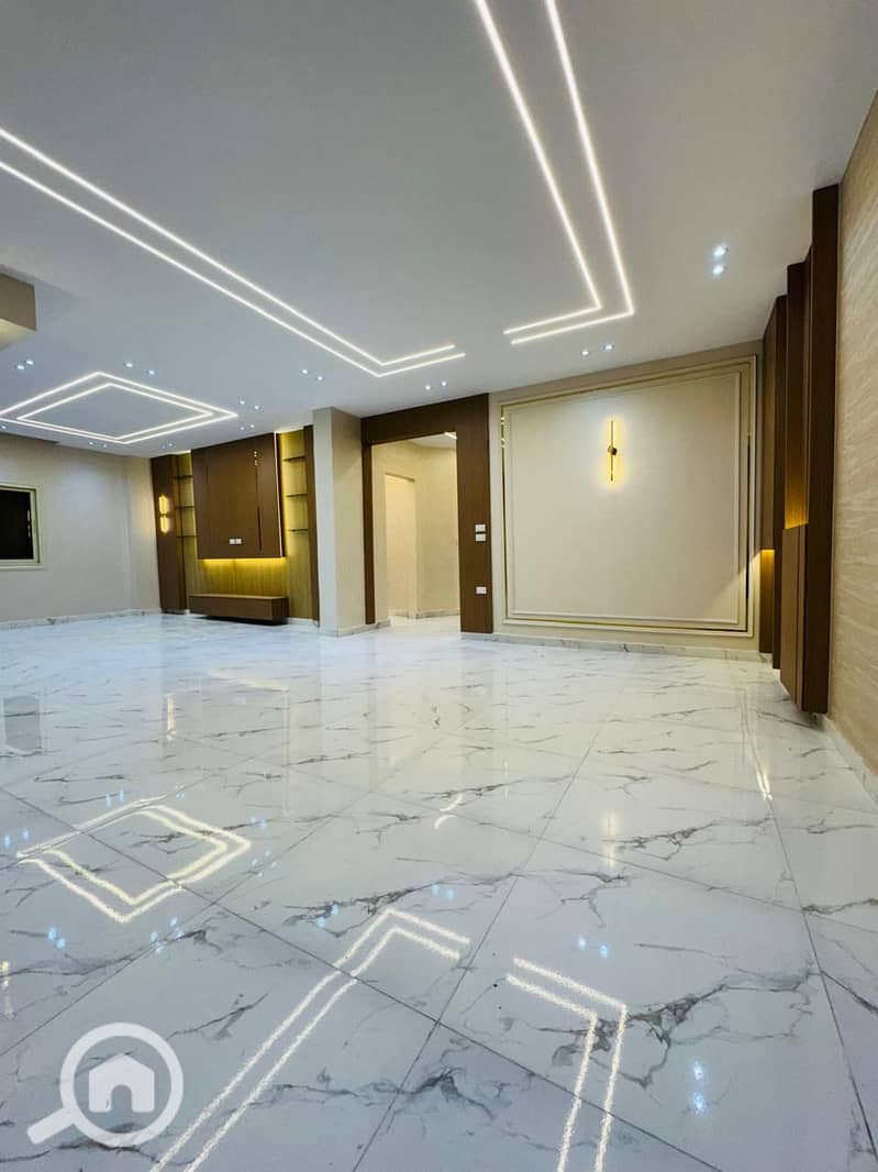 16 f27836e5-eca1-4ddf-a32f-40f943266da7. jpg