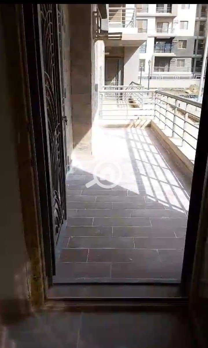 2 1b818c78-5ed5-4f43-89a7-9b757175ec4a. jpeg