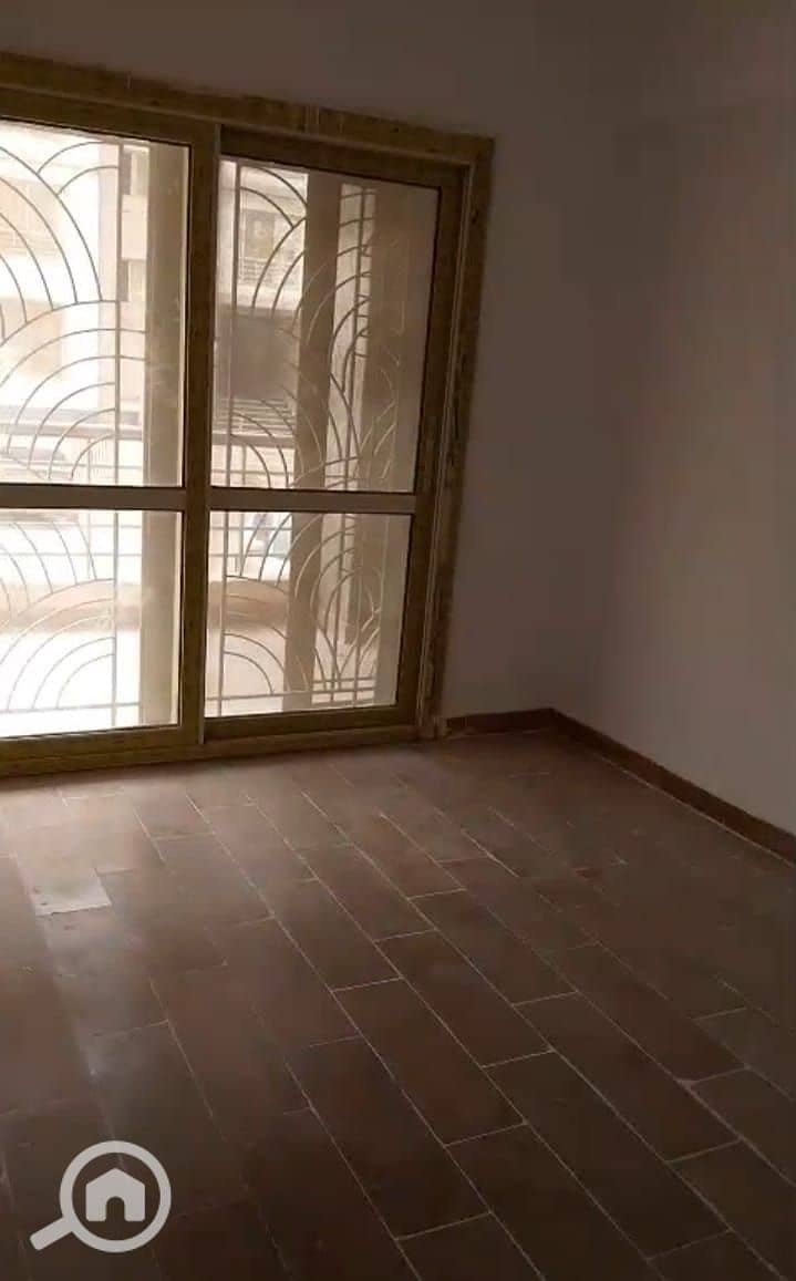 21 c3580d04-f26e-4877-ba61-45a7522a6c60. jpeg