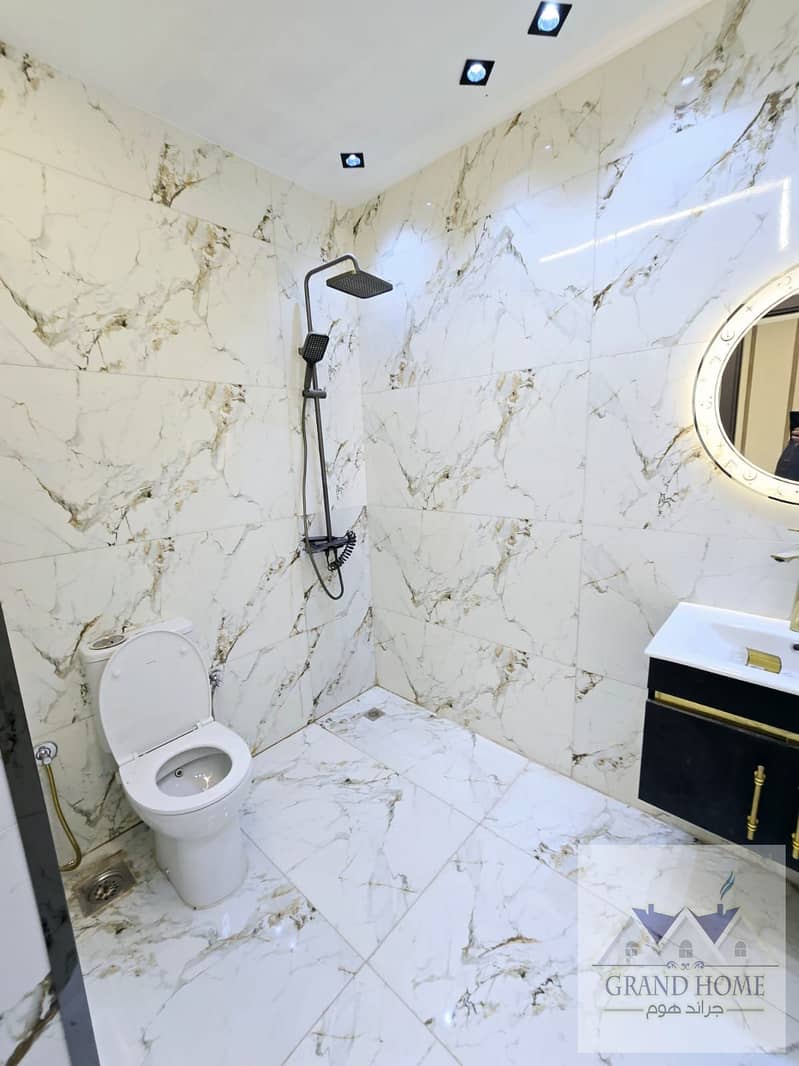 17 f216583b-e31a-4da2-b457-5b0d56caf1fd. jpg