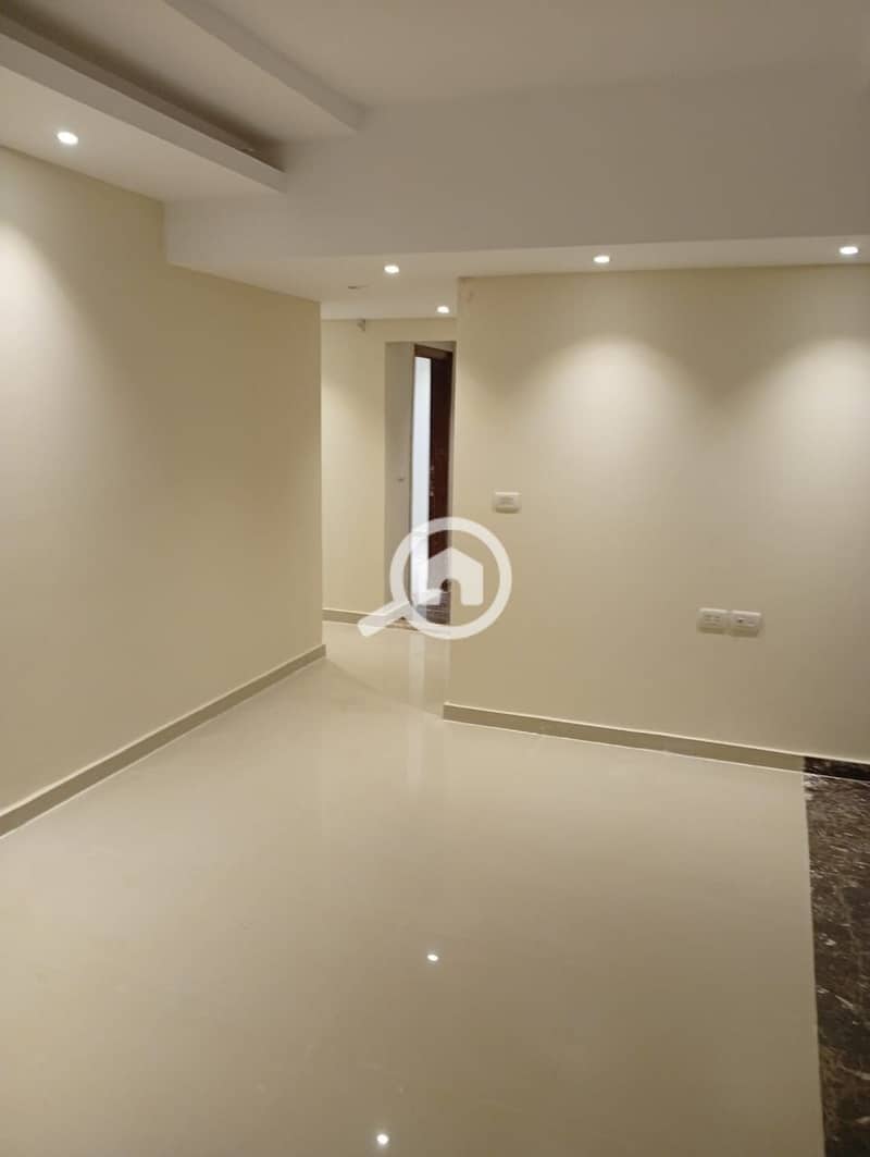 3 WhatsApp Image 2025-12-28 at 1.00. 45 PM (2). jpeg