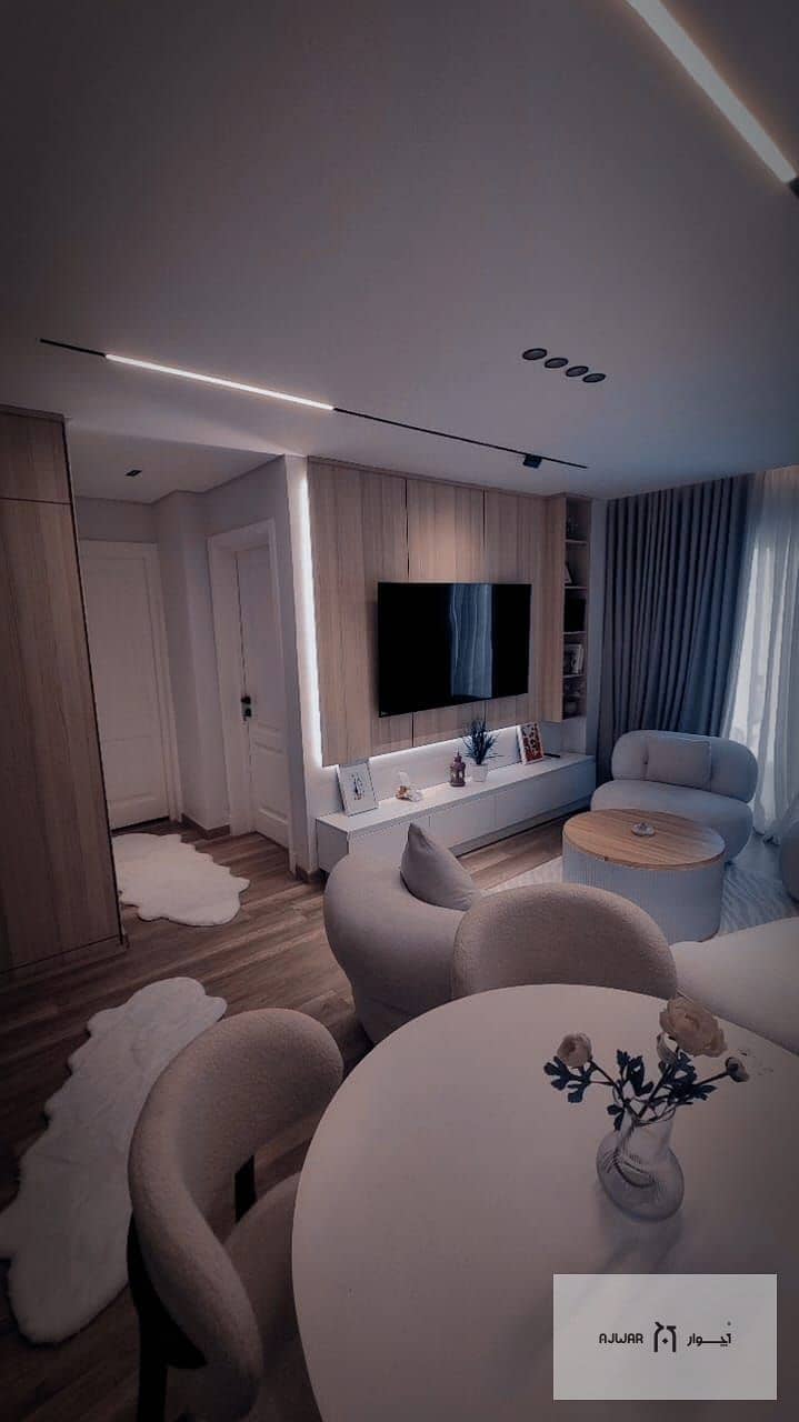 8 cb504f1c-05c1-4da0-9ac7-2194200f92ff. jpg