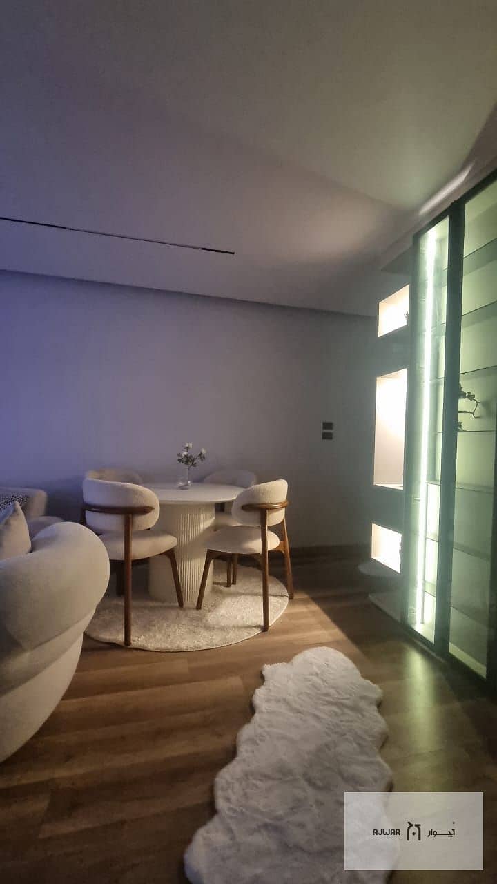 15 2808152d-5826-418f-a09d-8dc58007f431. jpg