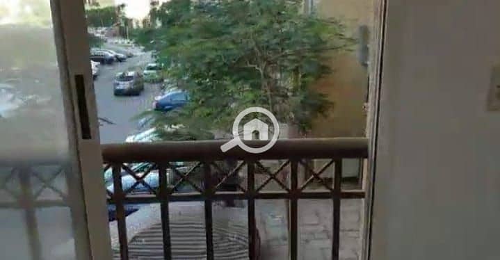 12 690c37a2-4f89-43e2-bab7-9663592c9615. jpeg