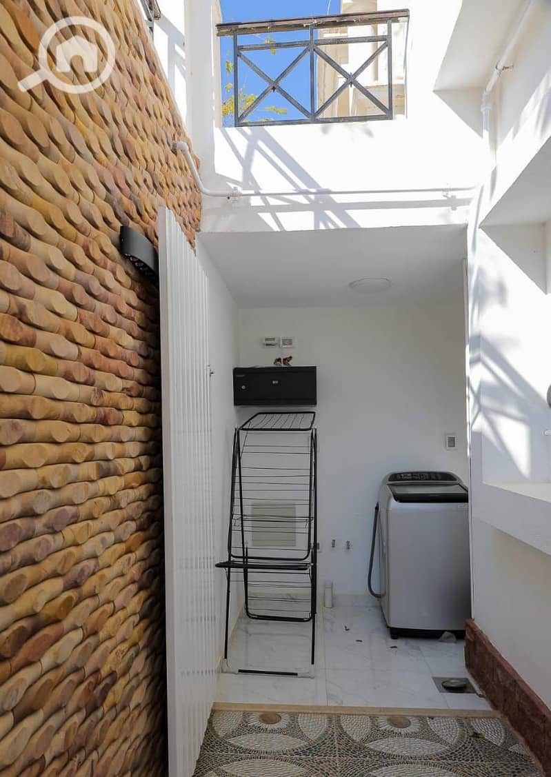 12 WhatsApp Image 2025-12-28 at 2.52. 11 PM (1). jpeg