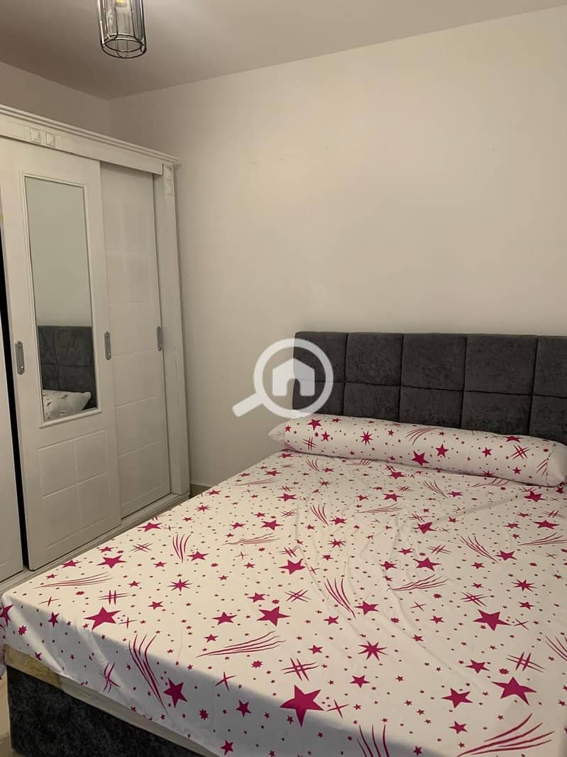 2 d352861a-a39e-4ecc-bddb-ca164bd87a26. jpg