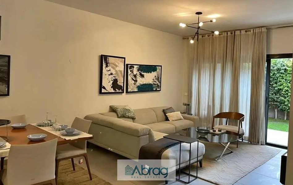 8 8446259-f5f2bo. jpg