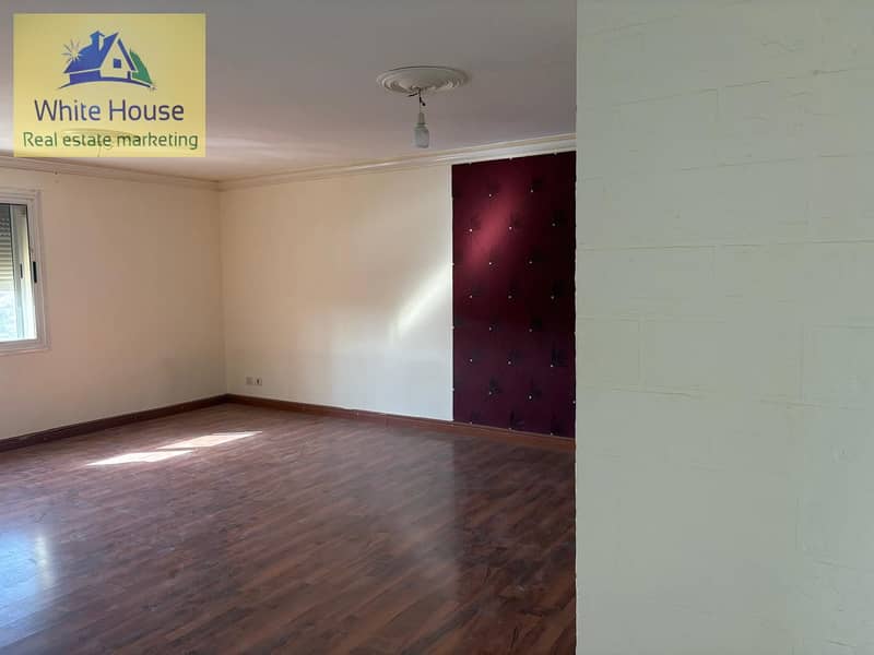 2 3f59efc2-661d-4b66-89dc-450a90458f5d. jpeg