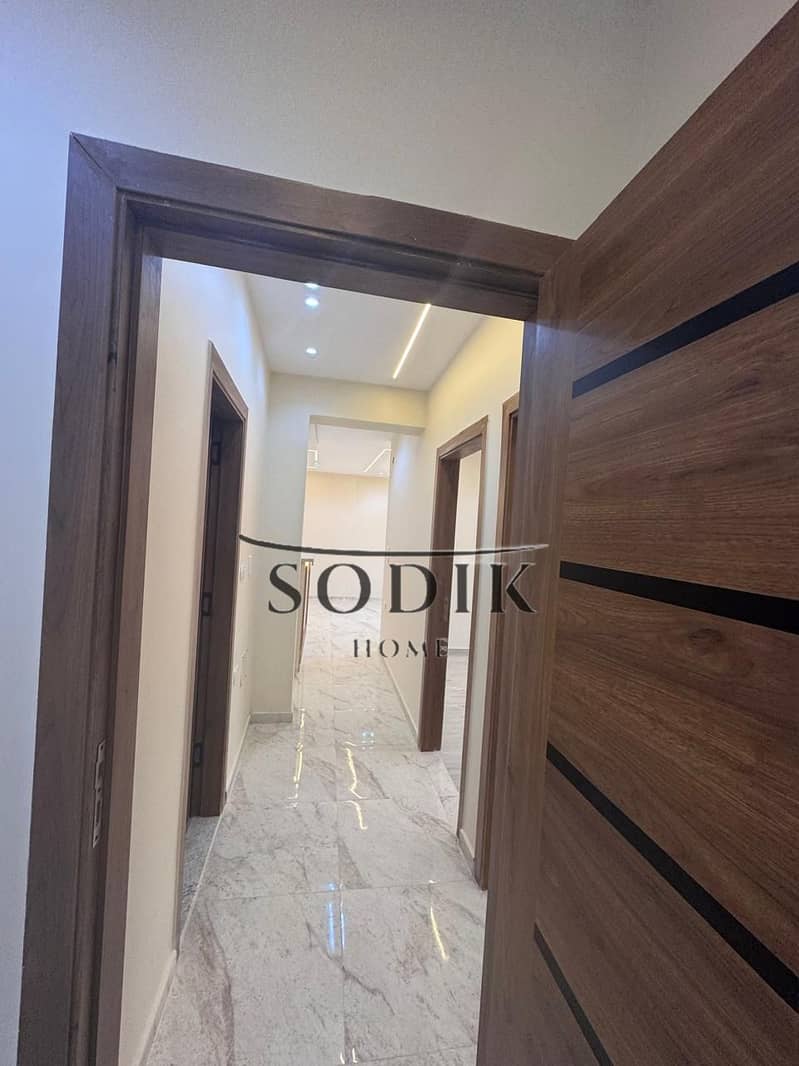 22 WhatsApp Image 2025-11-18 at 12.49. 49 PM (1). jpeg